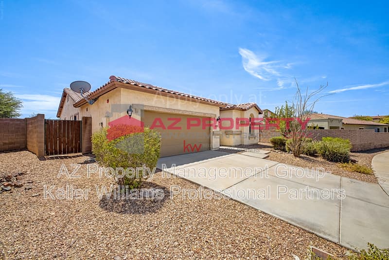 Peoria House: 12653 W Duane Ln