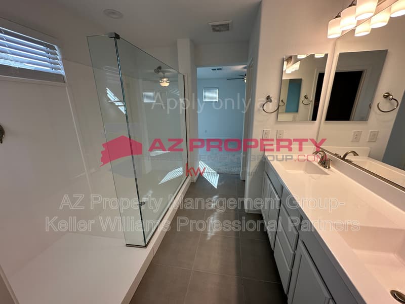 Surprise House: 14139 W Buckskin Trl