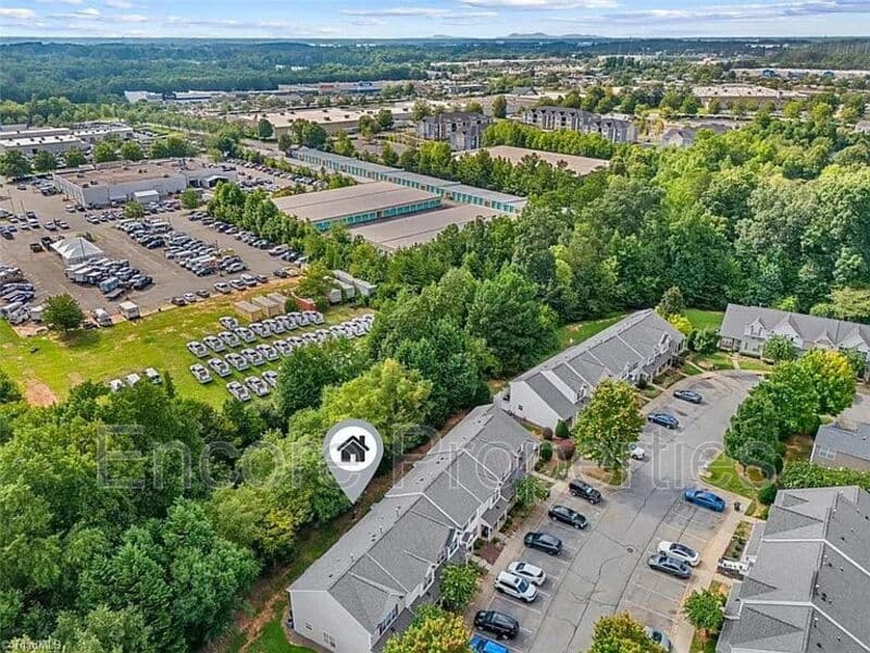 Greensboro Townhome: 253 Malamute Lane