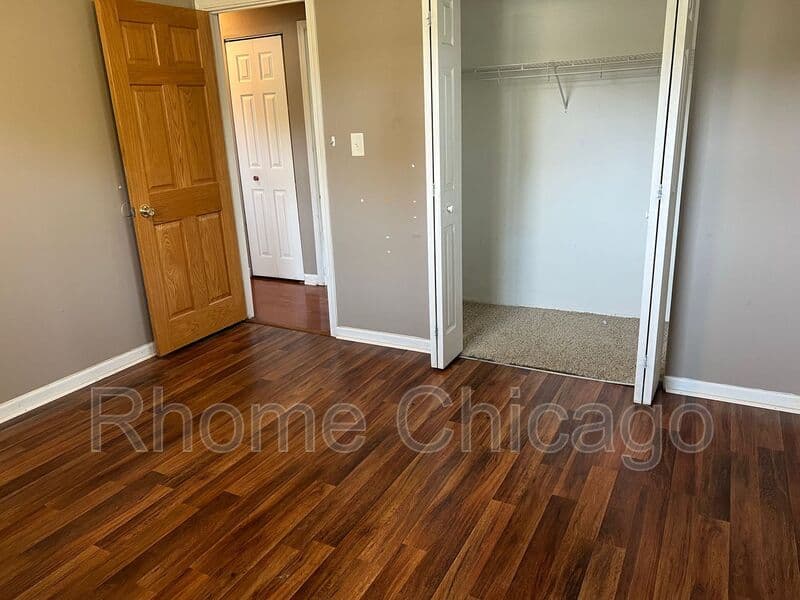 Carol Stream House: 564 Chippewa Trail