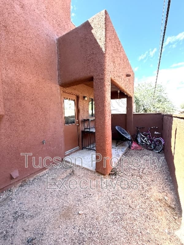 Tucson Condo: 1717 East Glenn Street