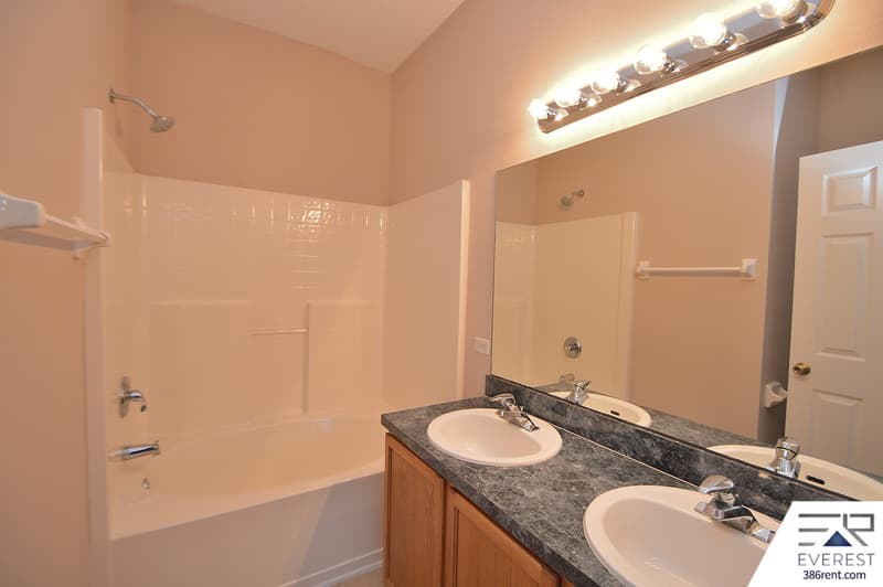 Palm Coast House: 69 Kashmir Trail