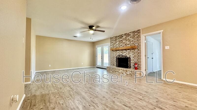 Lubbock House: 5515 18th Street