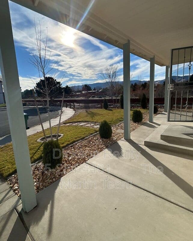 Reno House: 17711 Casita Court