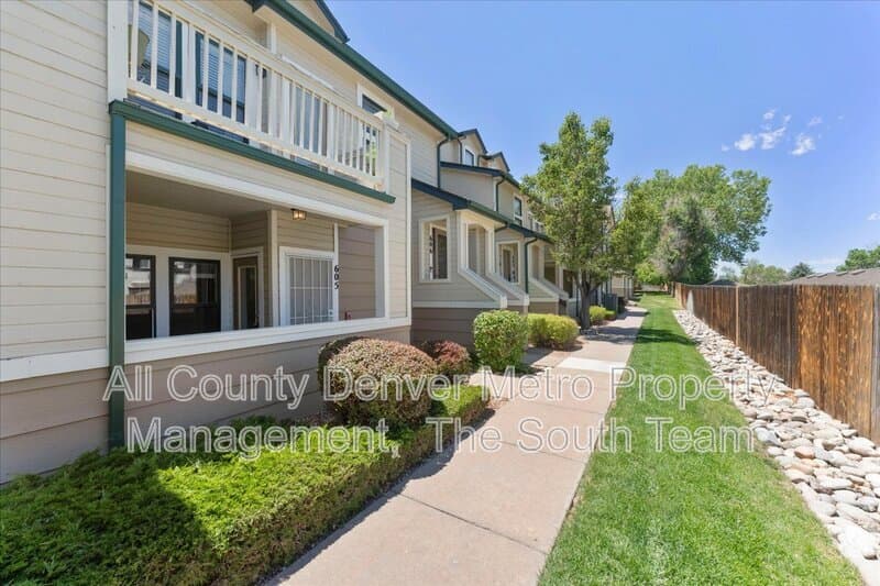 Denver Condo: 8707 E Florida Ave