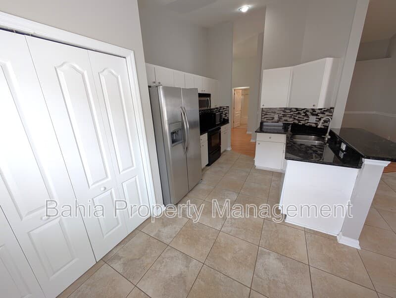Valrico House: 913 Stallion Way