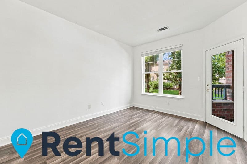 Gainesville Condo: 13890 Chelmsford Drive