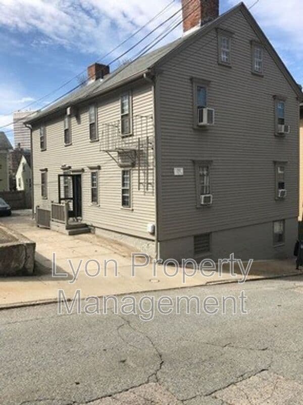 Providence Condo: 39 Bowen St