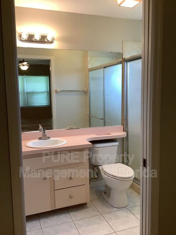 Ocala House: 16 Almond Terrace