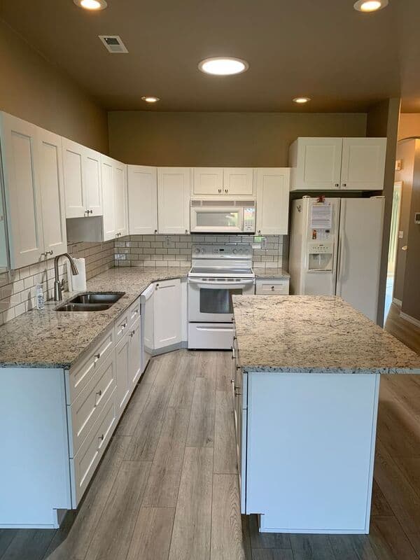 Pasco Townhome: 6002 Mia Lane
