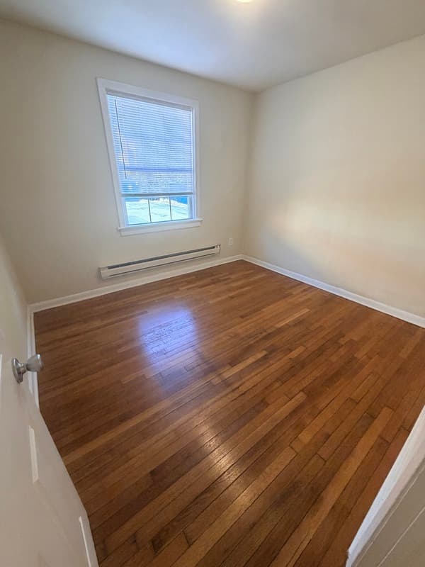 Richmond Condo: 2603 5th Ave