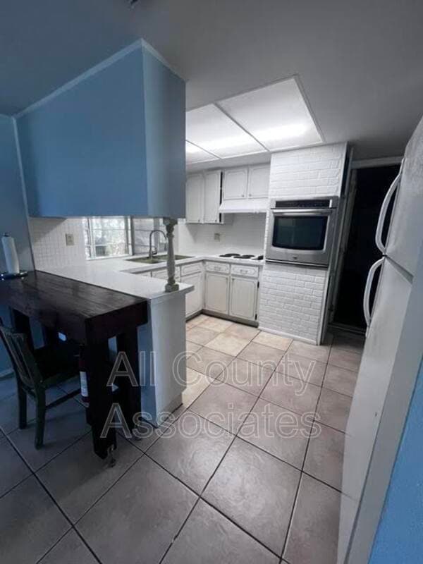Holiday House: 3404 Devonshire Dr