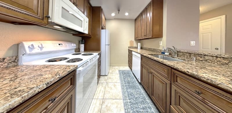 St. Petersburg Condo: 10263 Gandy Boulevard North Building 23 Unit 10