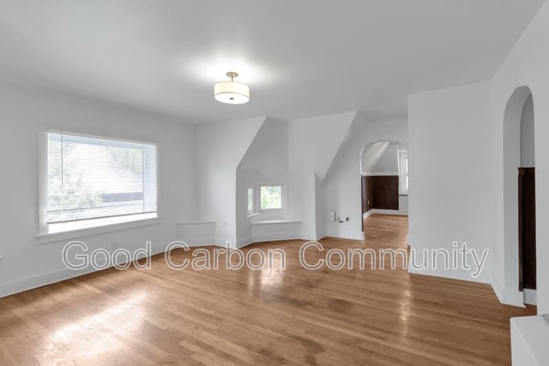 Buffalo Condo: 211 Summer St