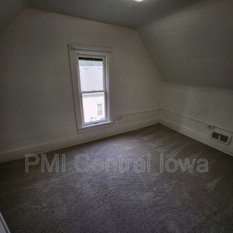 Des Moines Condo: 1706 E Walnut St