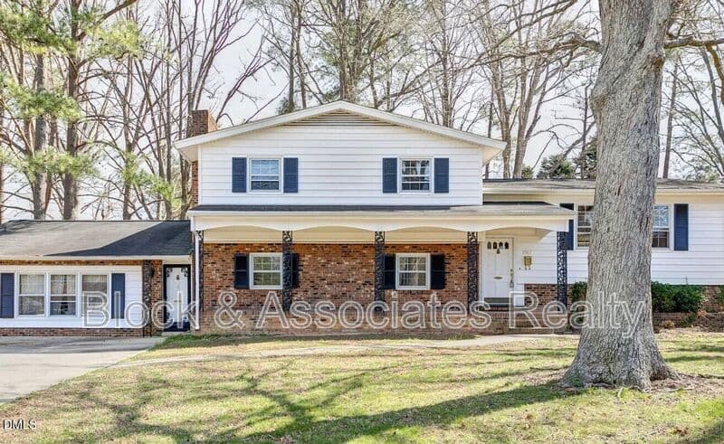 Garner House: 1007 Vandora Springs Rd.
