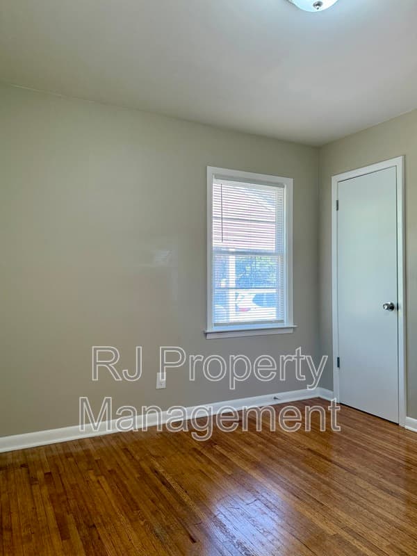 Memphis House: 3307 Frayser View Dr