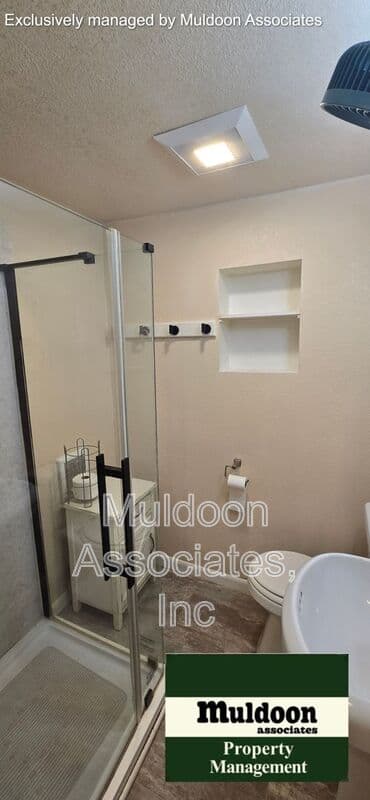 Pueblo House: 2615 Lambert Ave
