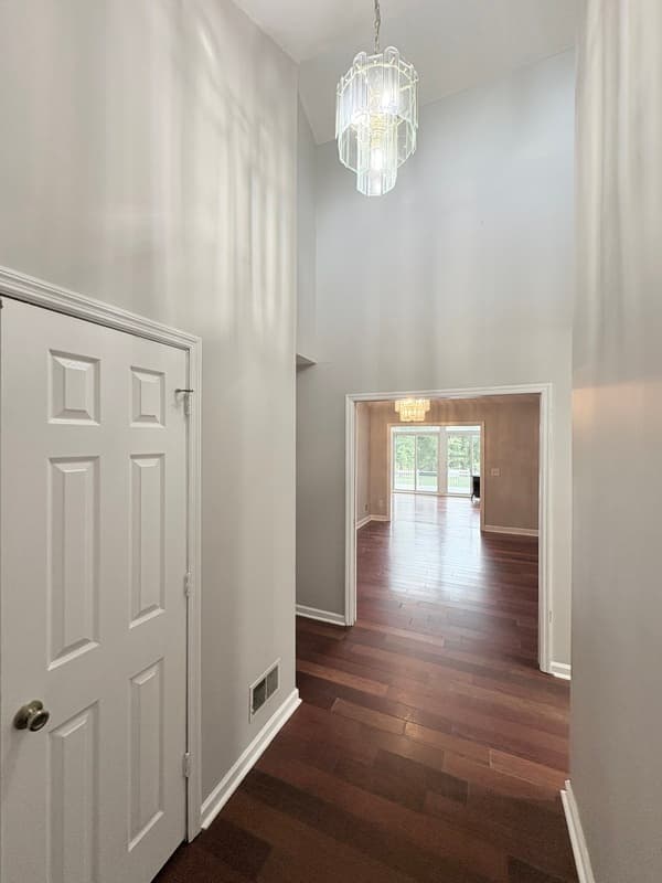 Blythewood House: 311 Derrick Ln