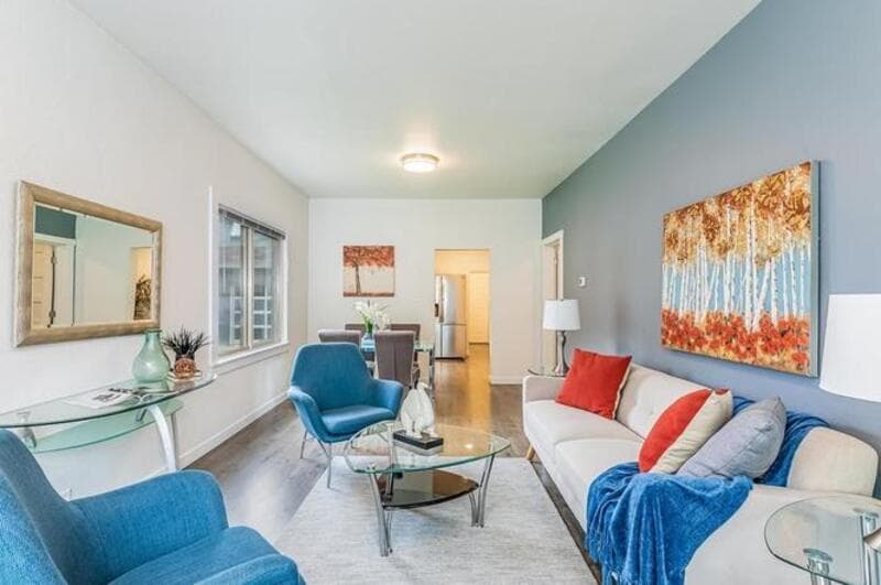 Seattle House: 1226 S Trenton St