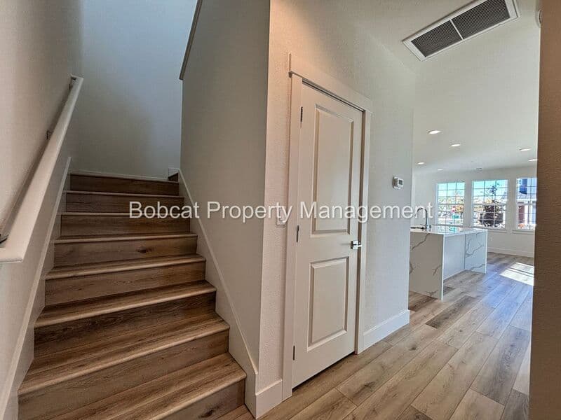 Carson City House: 1383 Vine Gate Rd