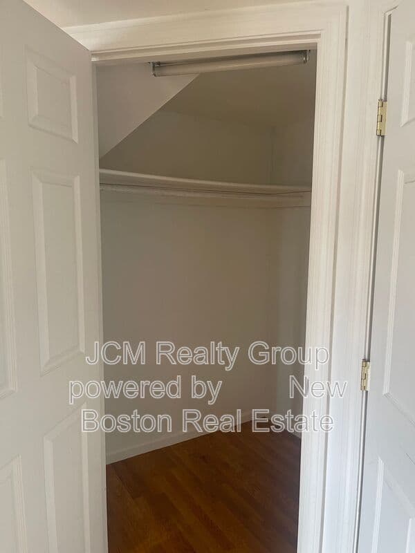 Saugus Condo: 5 Myrtle Street