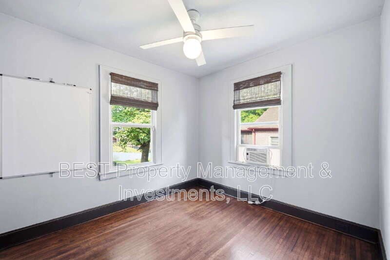 Charlotte House: 2208 Wilmore Drive