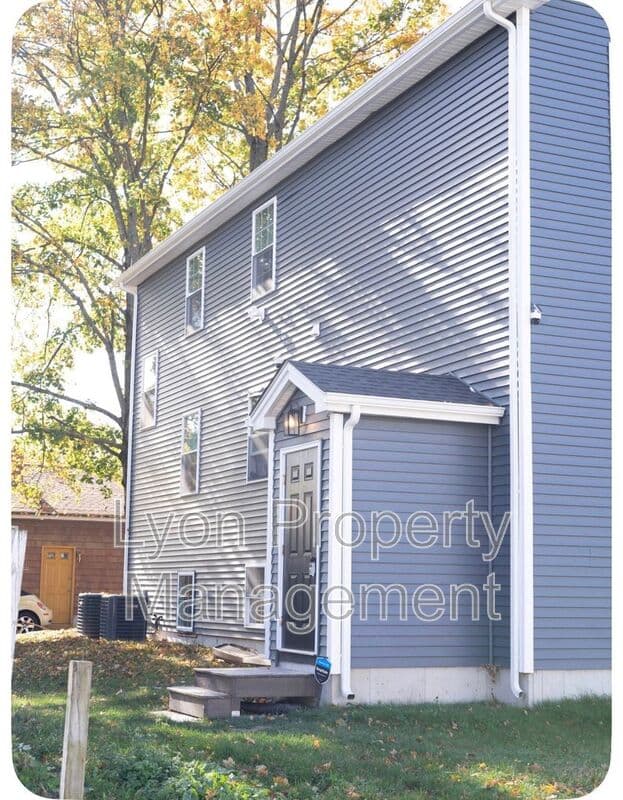 Providence Condo: 20 Westcott Ave