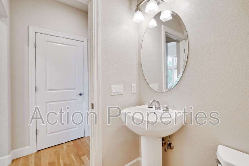 San Jose House: 1182 Curtiss Avenue