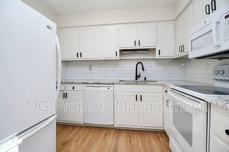 Charlotte Condo: 3726 Park Road