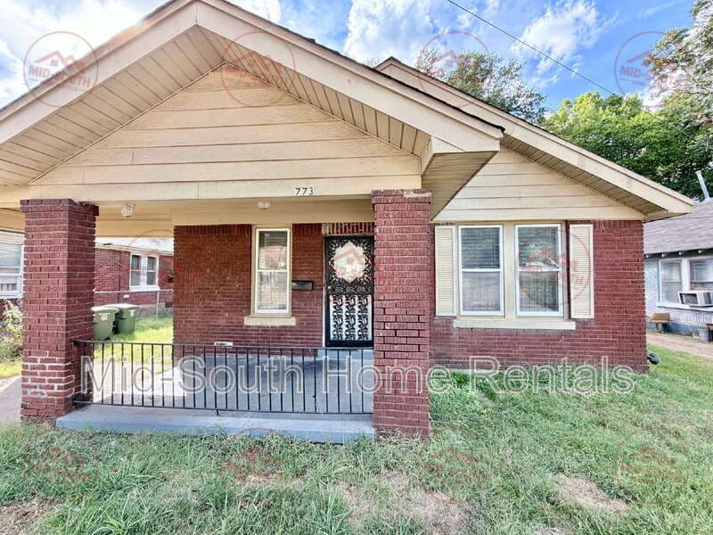 Memphis Townhome: 773 Spring St
