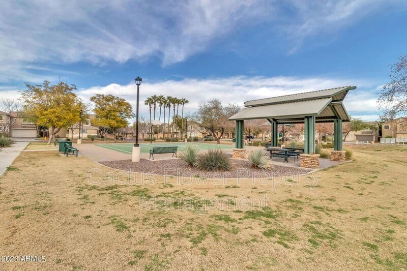 Phoenix House: 5625 S 21st Pl