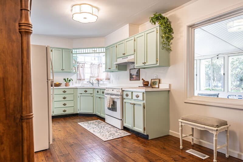 Pinebluff Condo: 435 West Baltimore Avenue