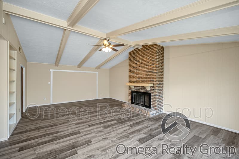 Montgomery House: 4318 Mabson Dr