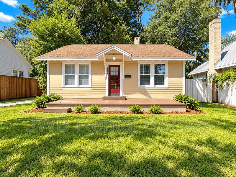 Jacksonville House: 3869 Concord St