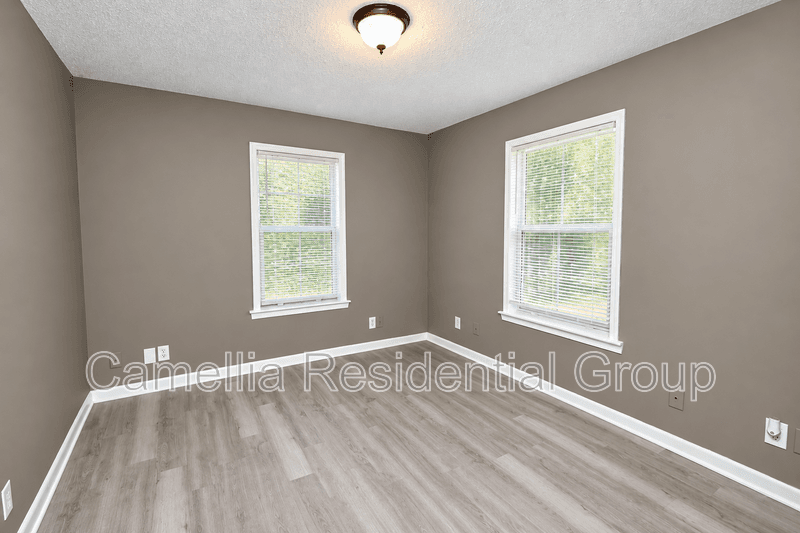 Birmingham House: 205 Tucker Avenue