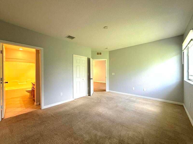 Ruskin Condo: 431 Newmont Circle - 202