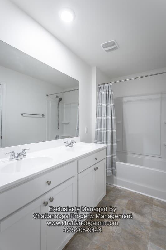 Apison House: 9807 Ramble Brook Ln