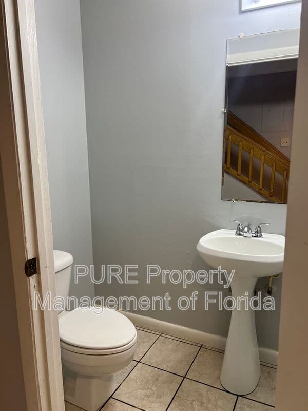 Ocala House: 629 NE 28th Avenue