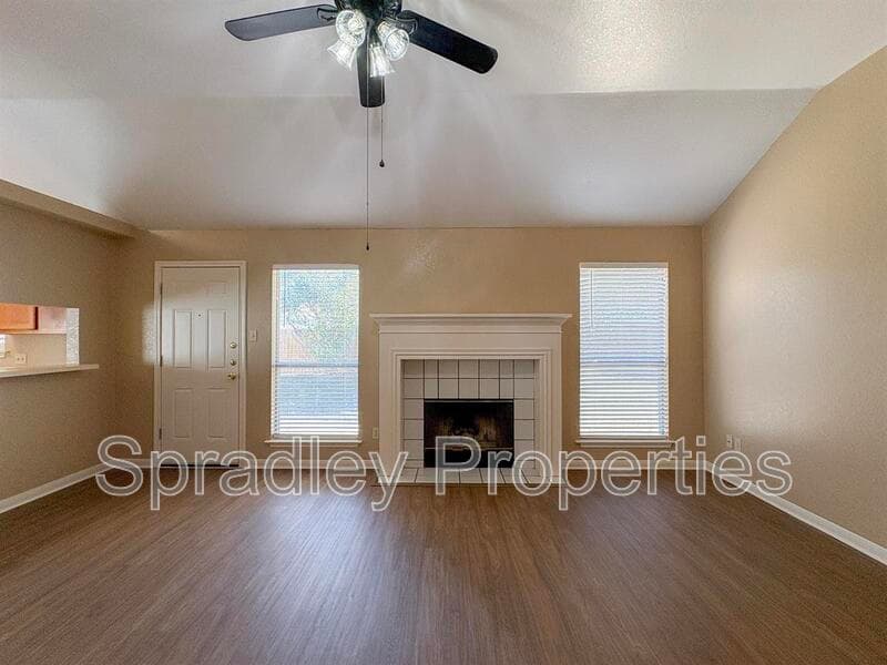 Temple House: 4612 Stone Pointe Dr