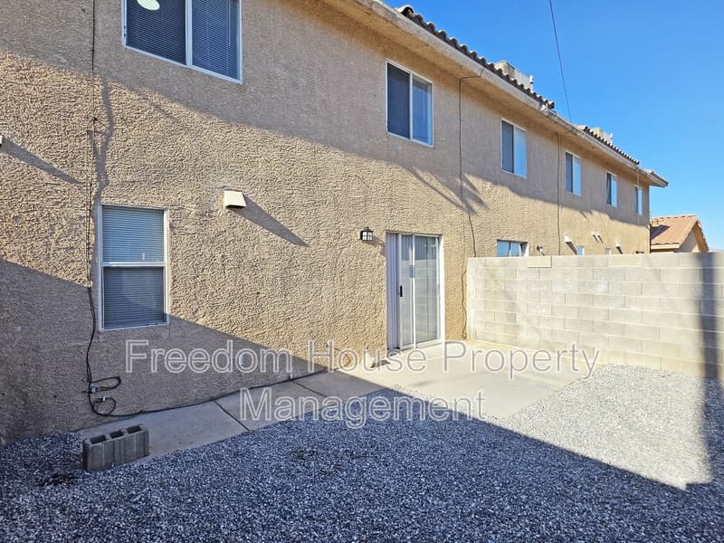 Pahrump Condo: 670 Bourbon Street - 2
