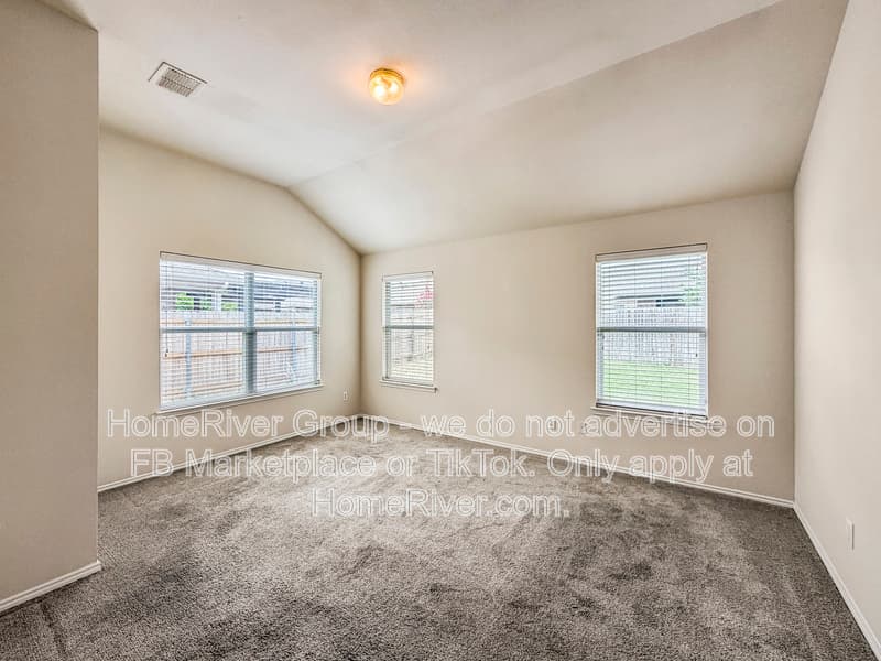 Anna House: 812 Sequoia Dr