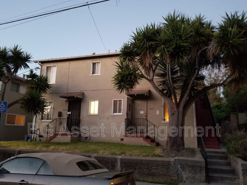 Berkeley Condo: 1600 Tyler Street