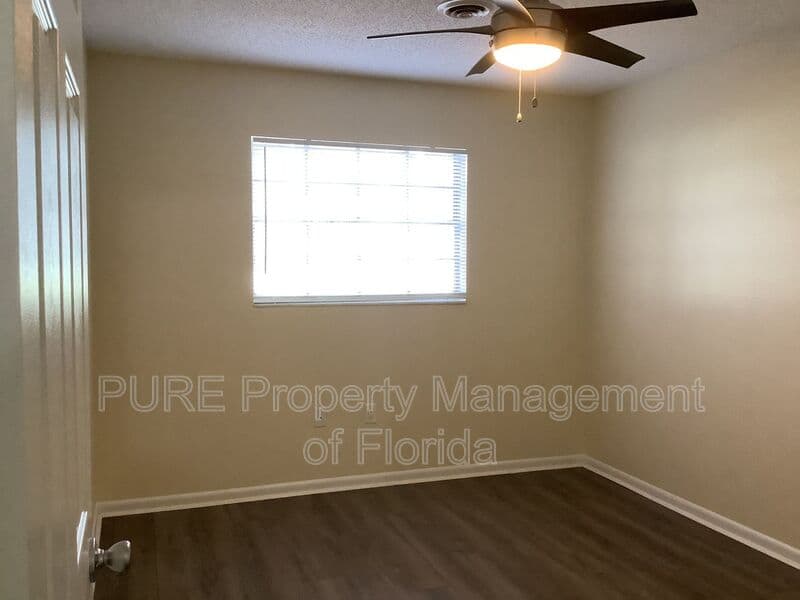 Ocala House: 711 NE 41st Avenue