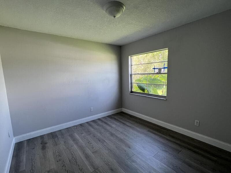 Orlando House: 1313 Summer Breeze Road