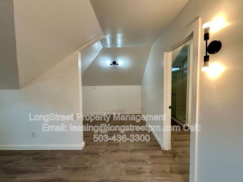 Portland House: 3520 SE 7th Ave