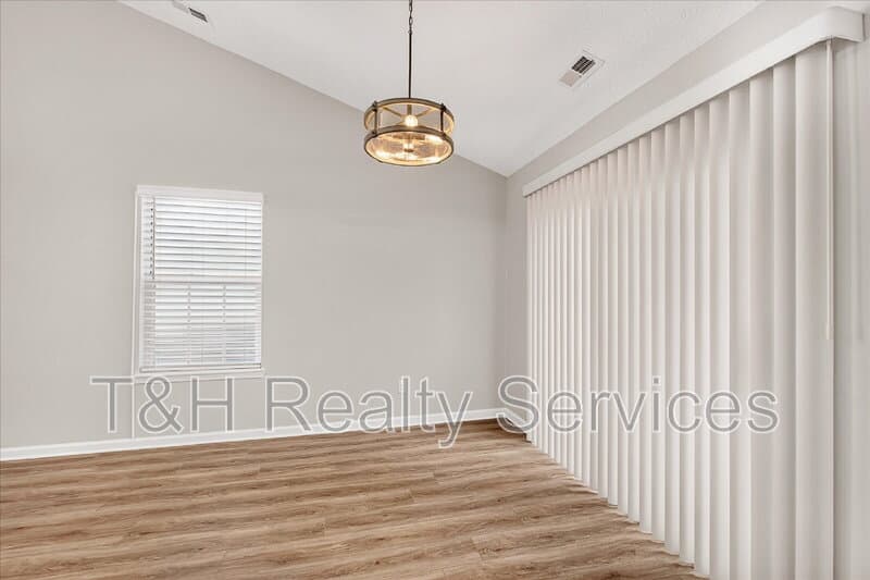 Fishers House: 9741 Roxbury Drive