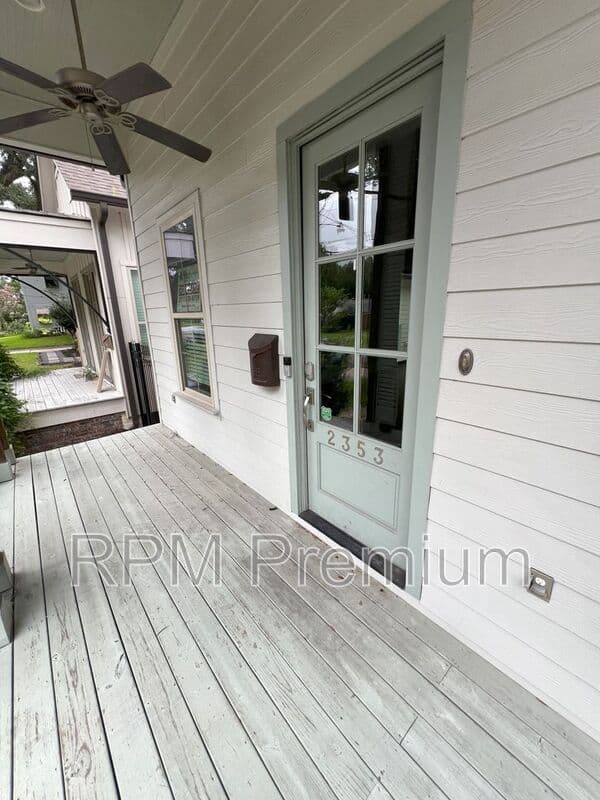Baton Rouge House: 2353 Orpine Ave.