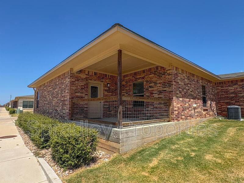 Belton Condo: 1032B Hibiscus Dr