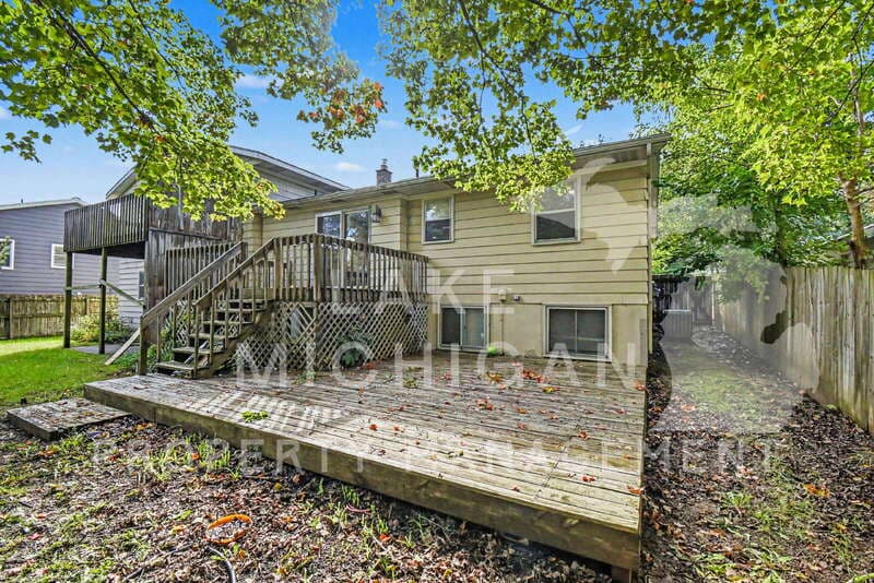 Kentwood Condo: 5838 Christie Avenue Southeast